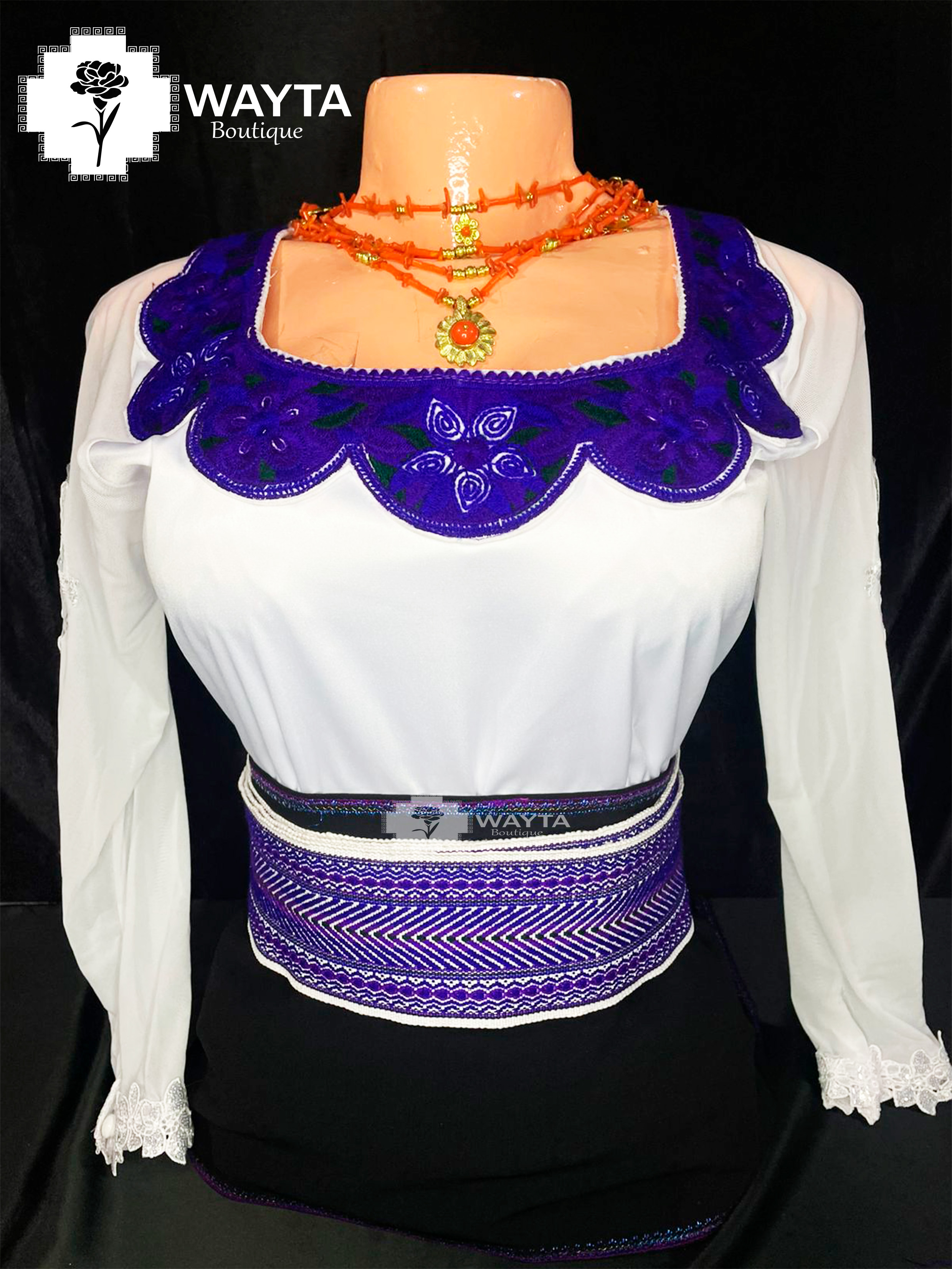 BLUSA - Bordada a Máquina Modelo Hombrera Concha Manga Larga – Elegancia y Comodidad