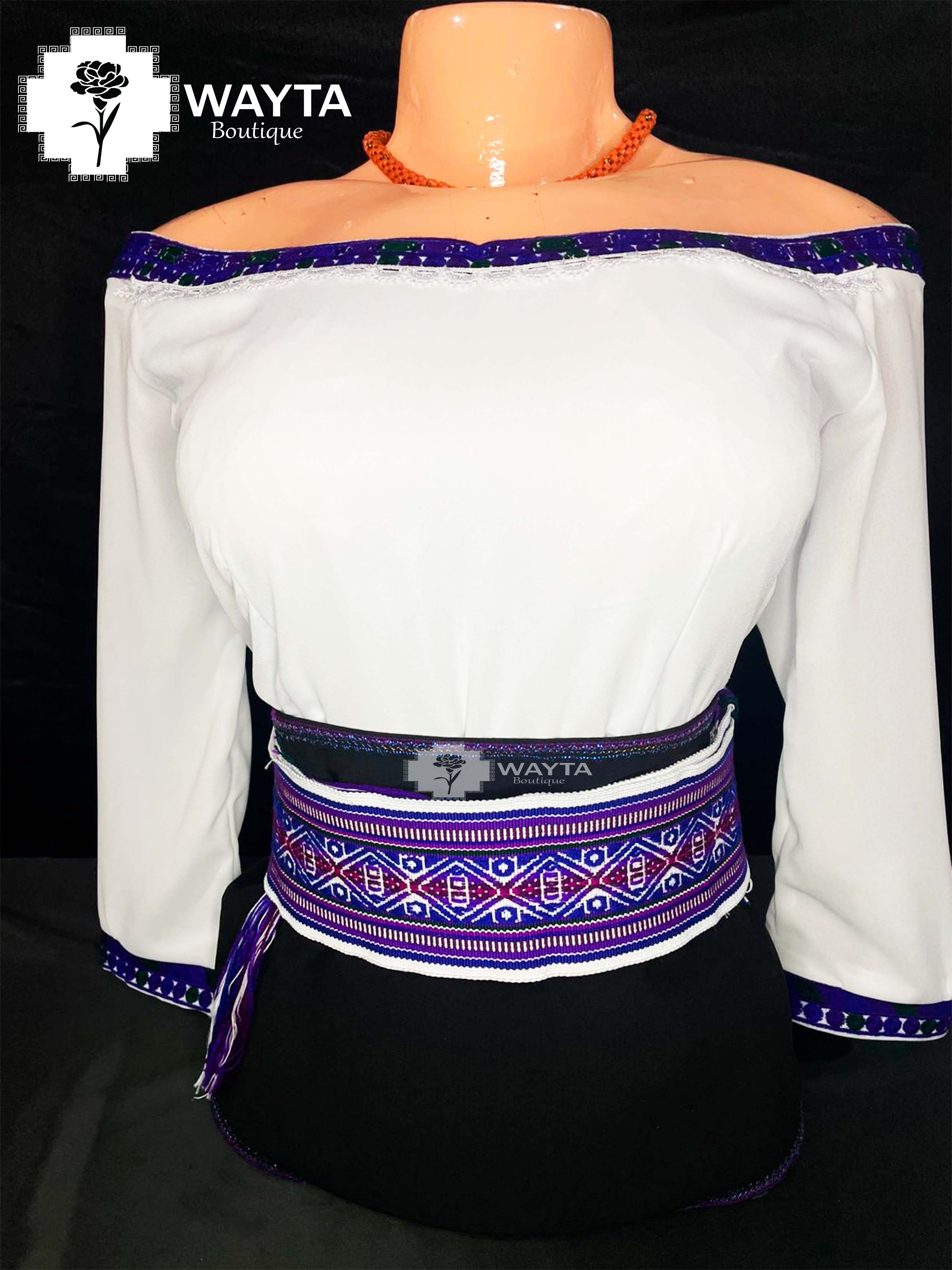 BLUSA - Bordado a máquina modelo descotado manga larga con puño bordado super cómodo